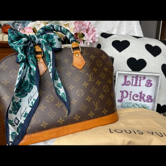 Pre love Alma LV, a sign of watermark, and burn. - Picture 15 of 16